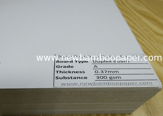 China Folding Resistance Recycled Duplex Board 300gsm 0.37mm Grey Back Strong Stiffness supplier